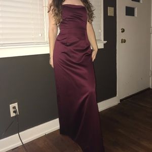 Strapless David’s Bridal Dress